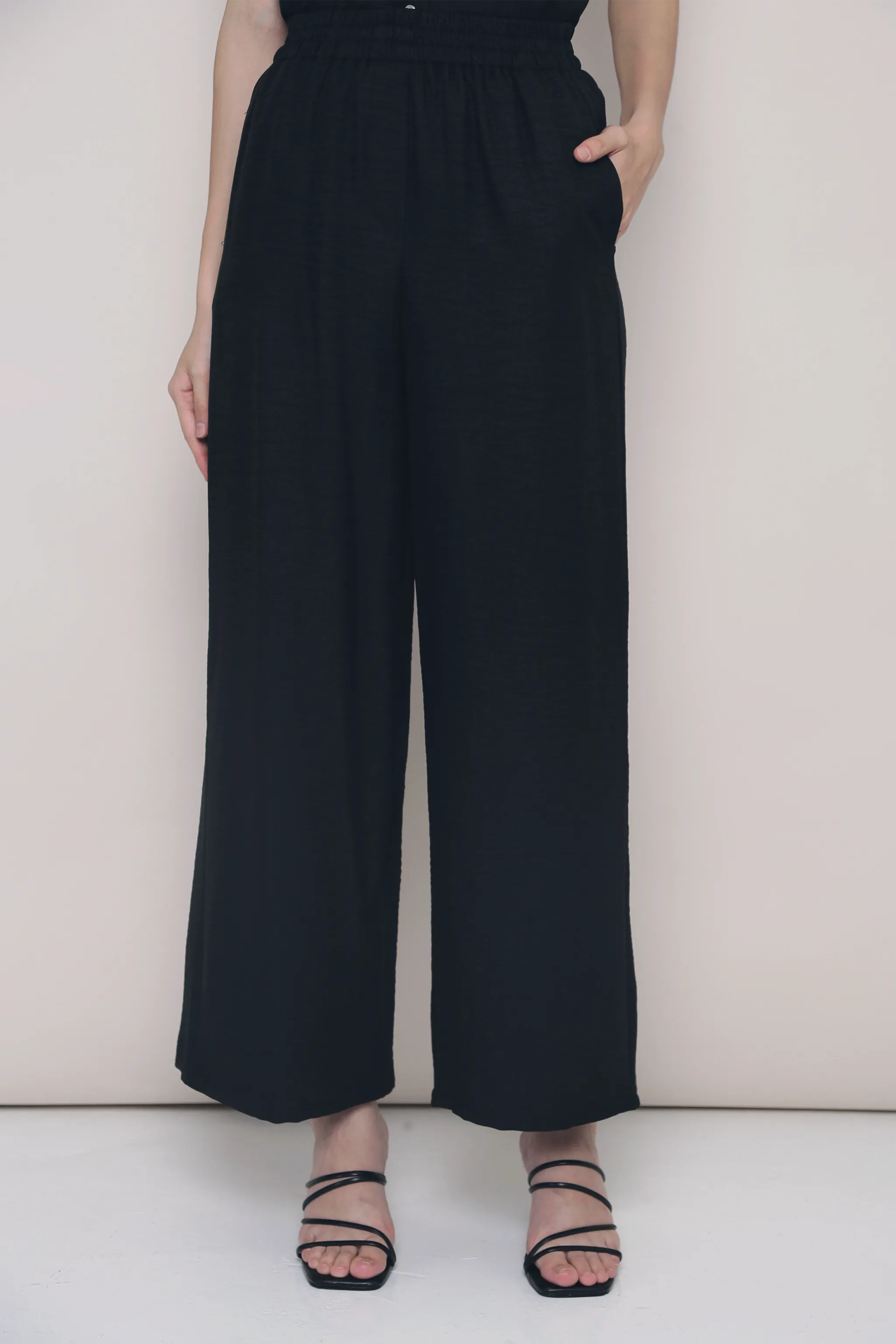 Carlton 2-Piece Suit Black