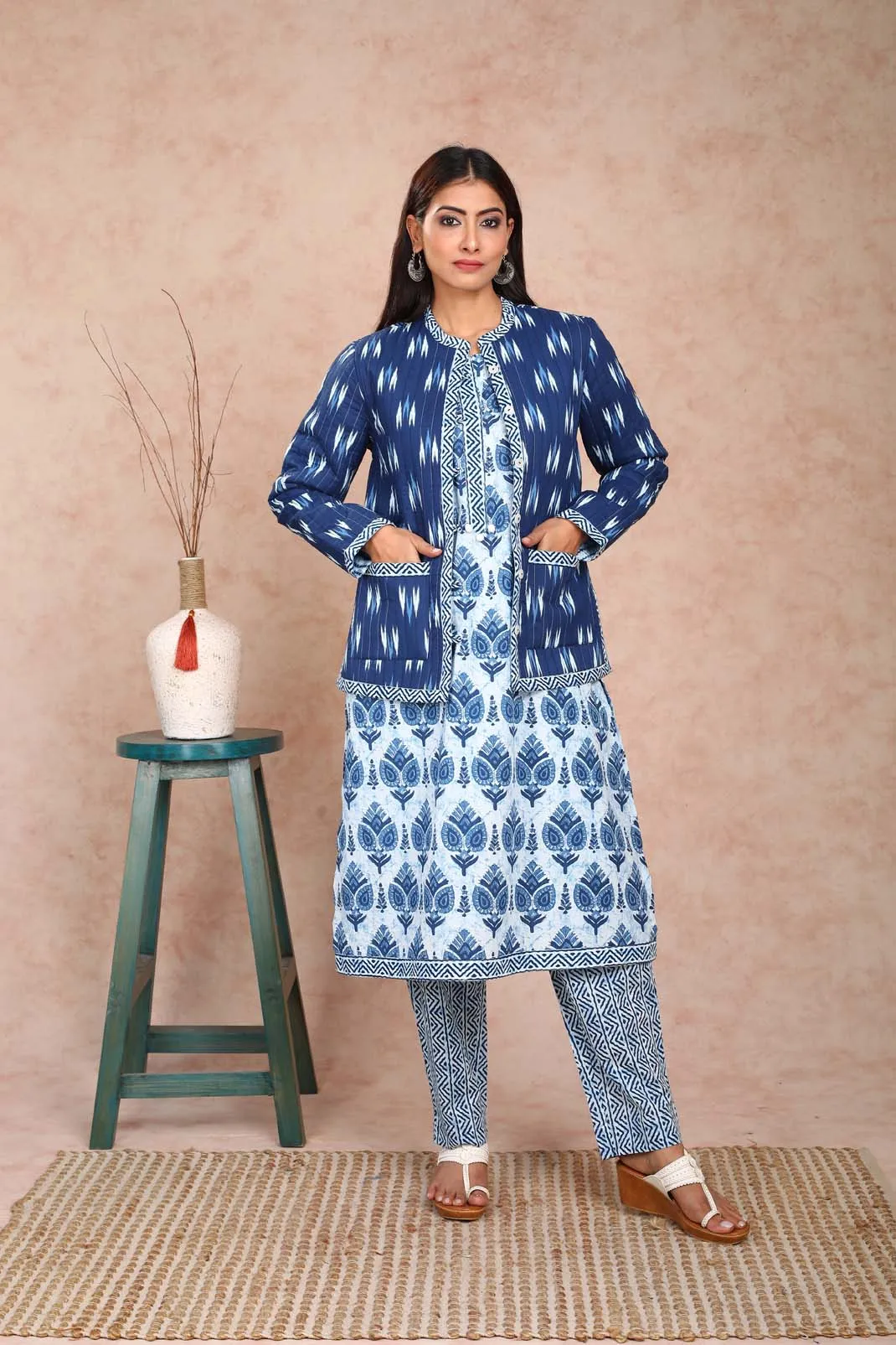 Indigo Ikkat Quilted Reversible Jacket (With Sleeves) UCJ0005F