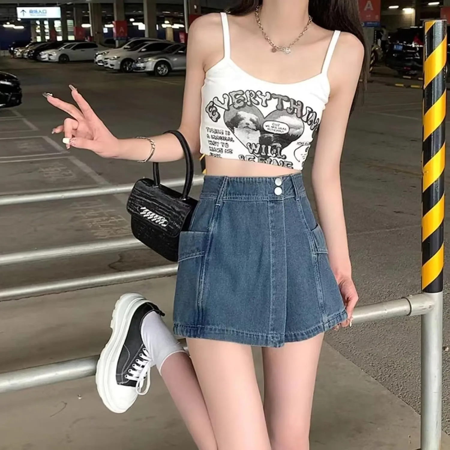 Women's Denim Skirt 2024 Summer Trendy A-Line Button Y2K Mini Casual Denim Skirt Cute Loose Vacation Jean Shorts for Women