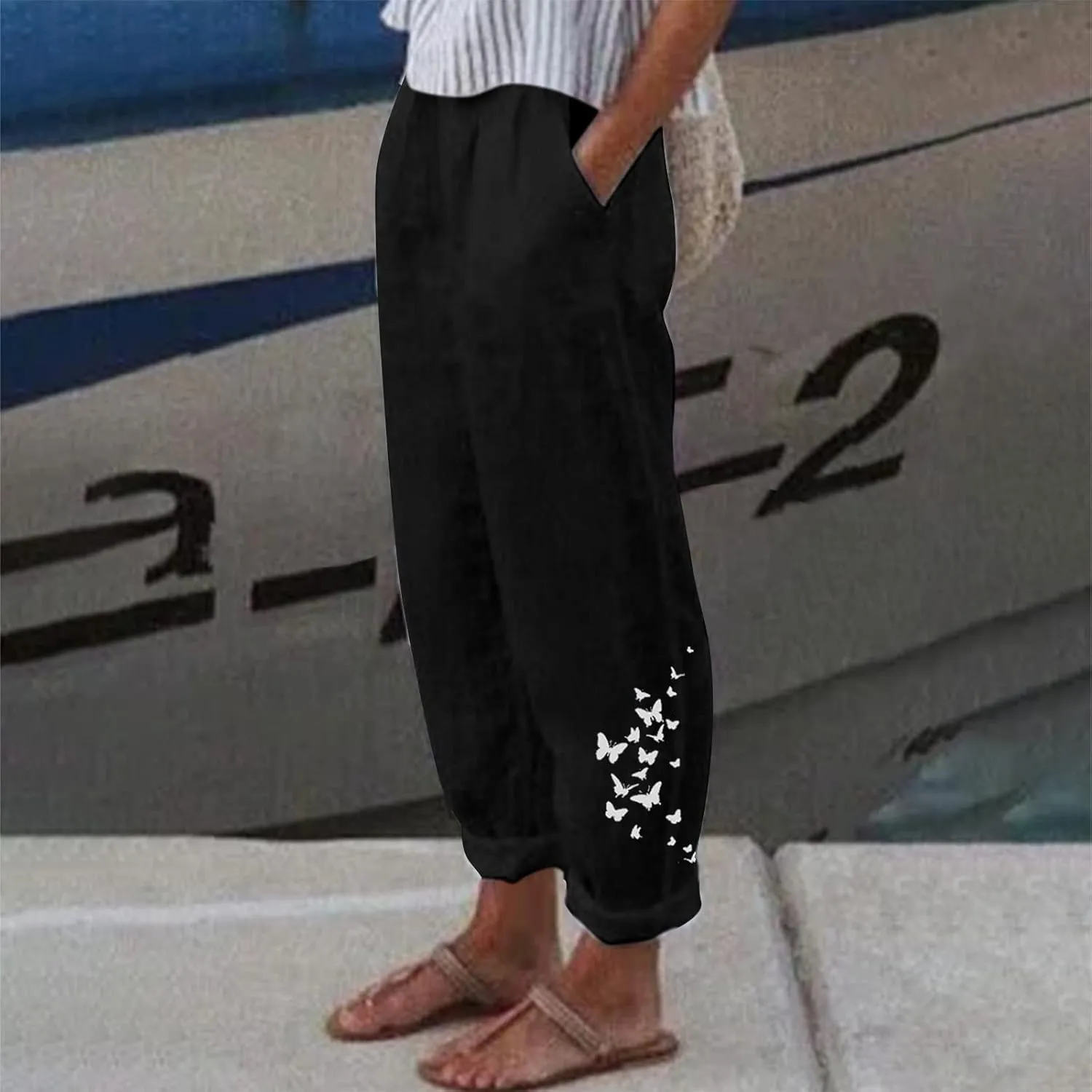 Womens Pants Casual Floral Printed Plus Size Capris Loose Fitting Joggers Lightweight Cropped Pants with Pocket