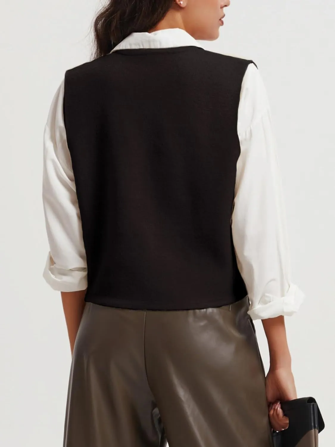 Wowcarbazole Women's Cropped Sweater Vest Sleeveless V Neck Button Down Casual Knit Cardigan Vest Trendy Knitted Tank Tops
